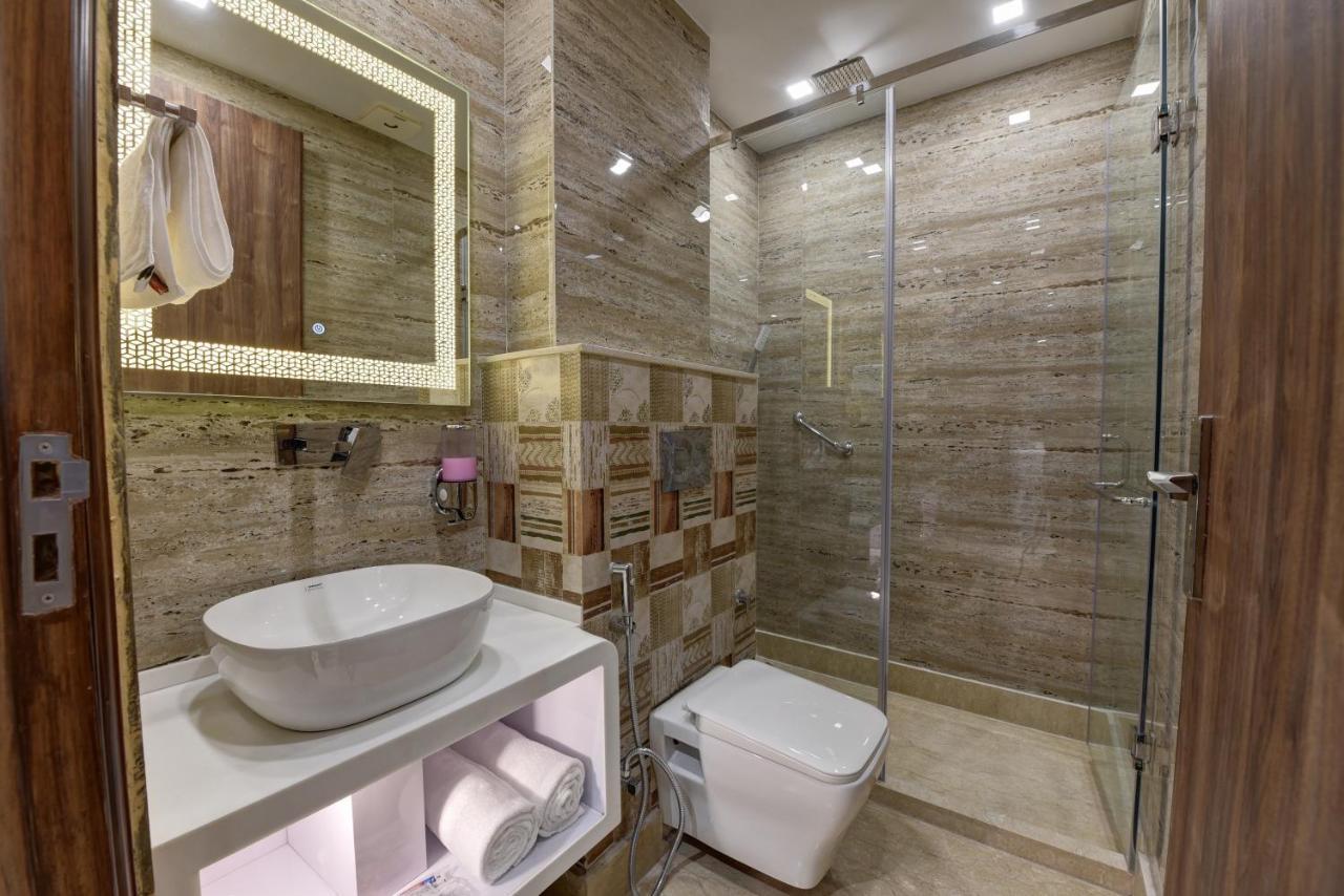 Hotel Golden Tree Noida Esterno foto