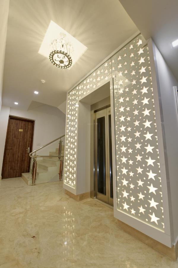 Hotel Golden Tree Noida Esterno foto